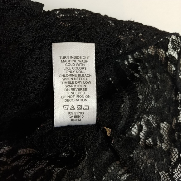 ➝ 2/$12 - Black Lacey Camisole - Picture 7 of 8